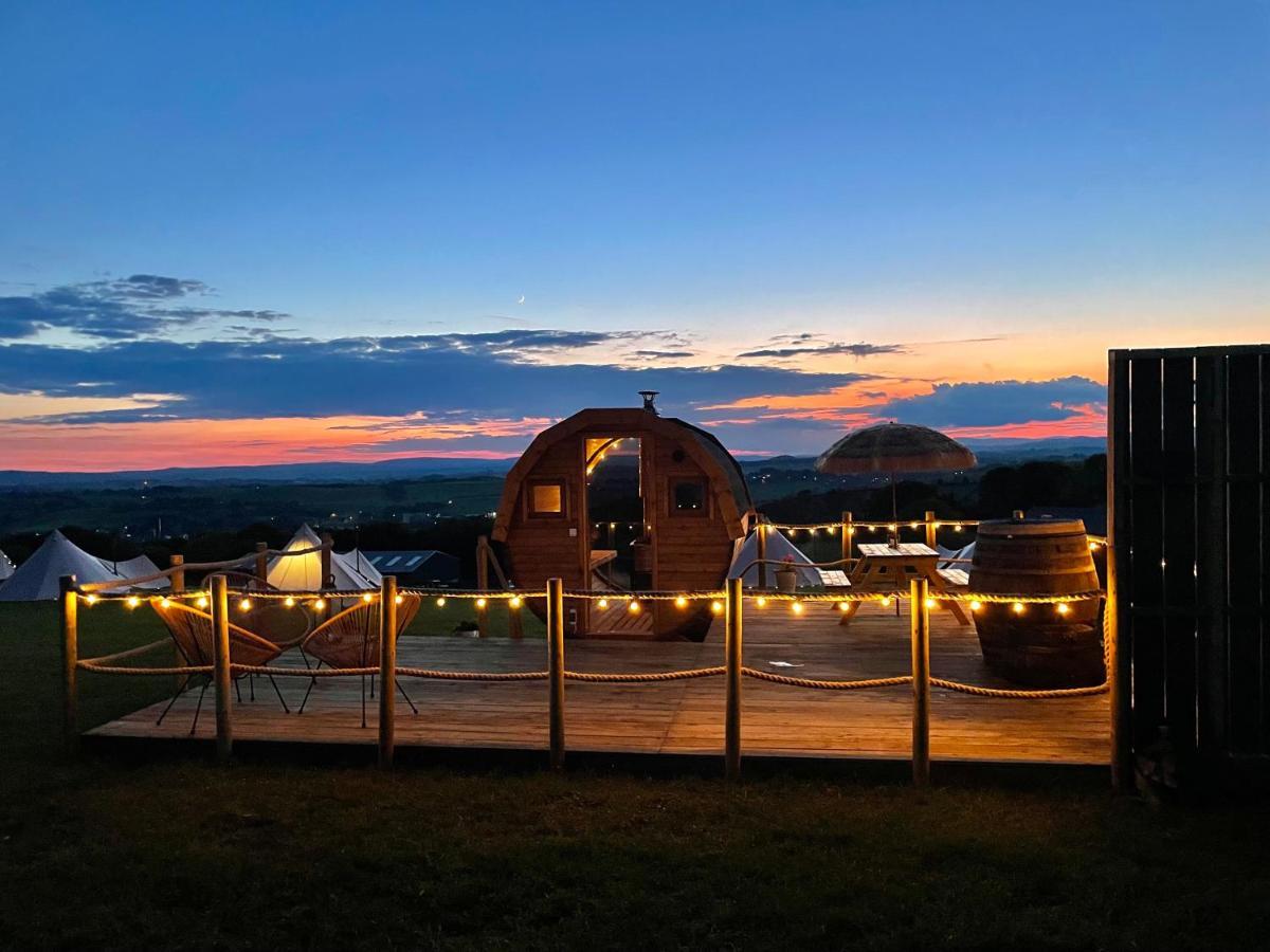 Hotel Deerstone Glamping-Pinhaw Beacon Dome Hot Tub Earby Exterior foto