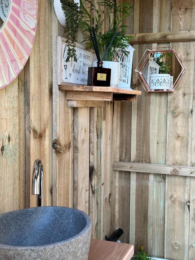 Hotel Deerstone Glamping-Pinhaw Beacon Dome Hot Tub Earby Exterior foto