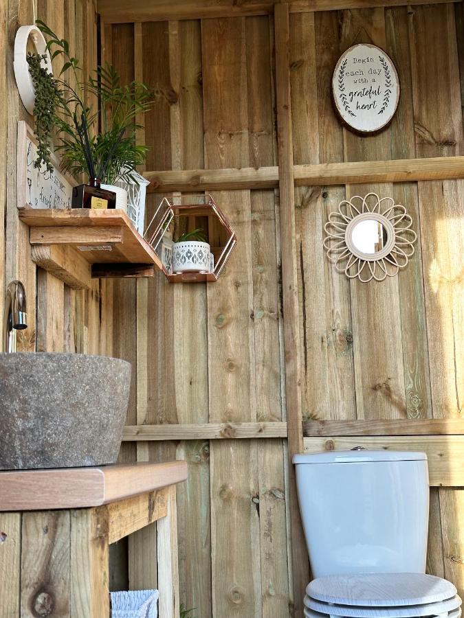 Hotel Deerstone Glamping-Pinhaw Beacon Dome Hot Tub Earby Exterior foto