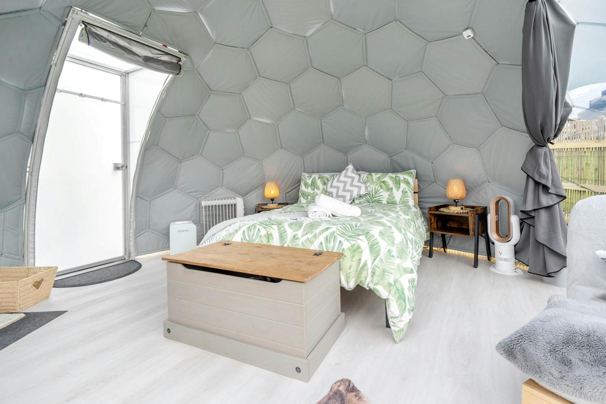 Hotel Deerstone Glamping-Pinhaw Beacon Dome Hot Tub Earby Exterior foto